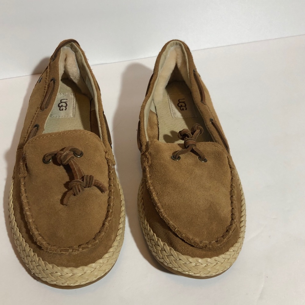 UGG Slippers Moccasins Women’s Size 8